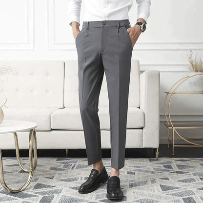 Pantaloni elasticizzati Augusto.